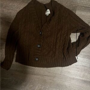 American Eagle brown sweater 🍂